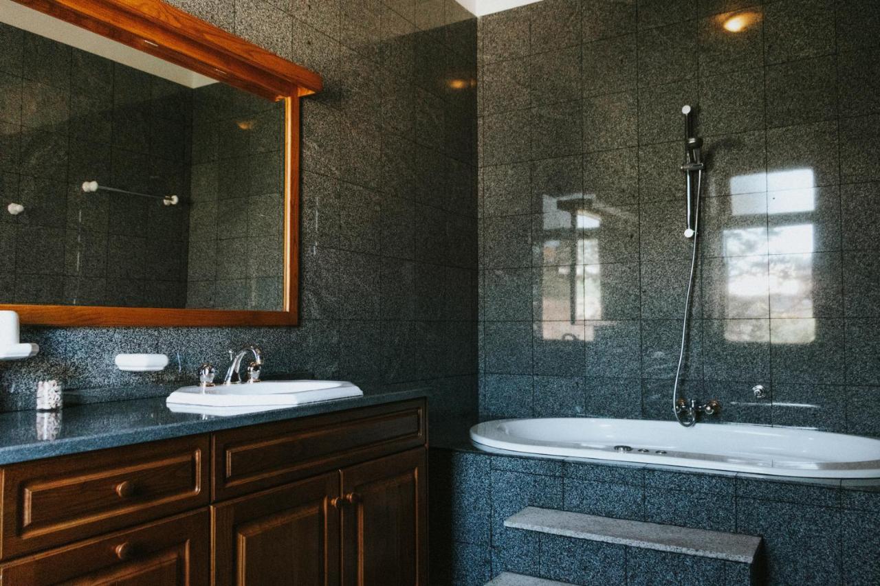 Casa Dos Vales - Luxury Villa Penafiel Extérieur photo